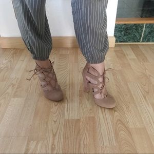 Nude heels size 6